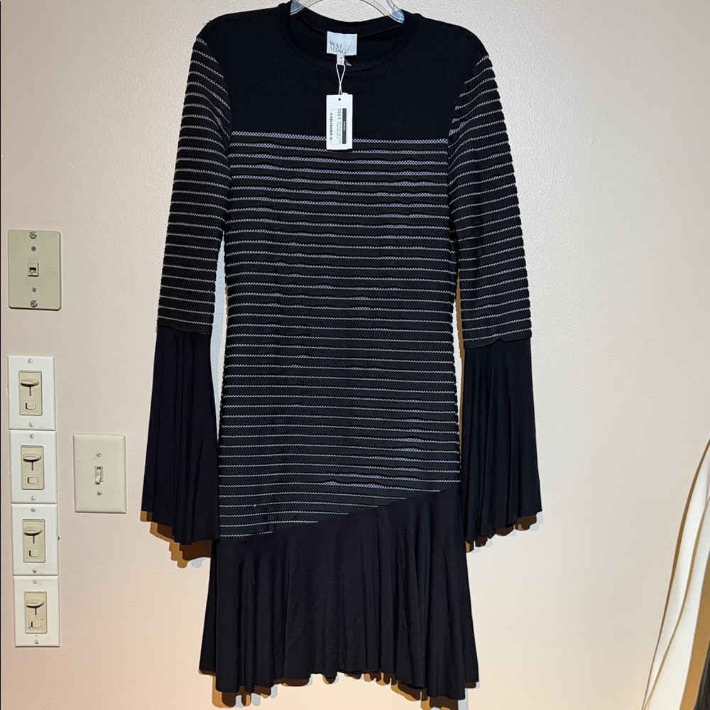 Wai Ming iggy Black and white Striped Long Sleeve Dress